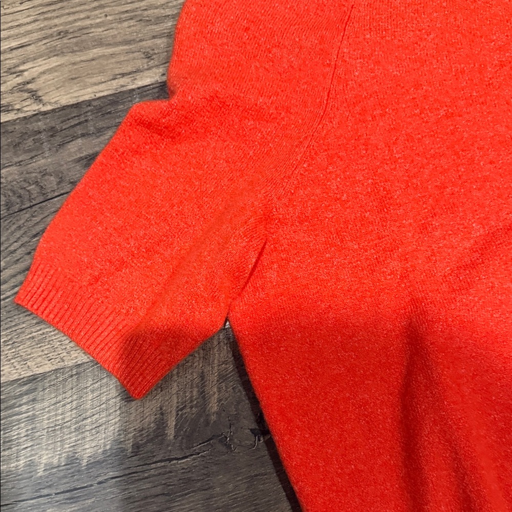 NWT On 34th Bright Coral Orange Short Sleeve Sweater - Picture 4 of 6